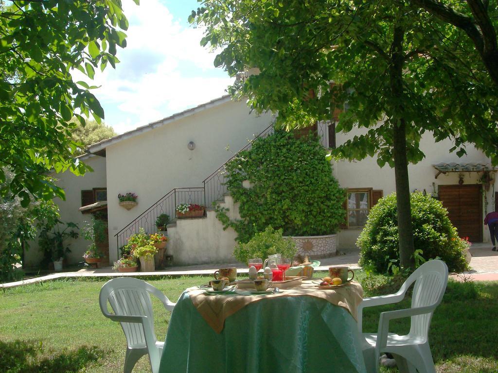 Bed And Breakfast Casale Isorella San Gemini Buitenkant foto