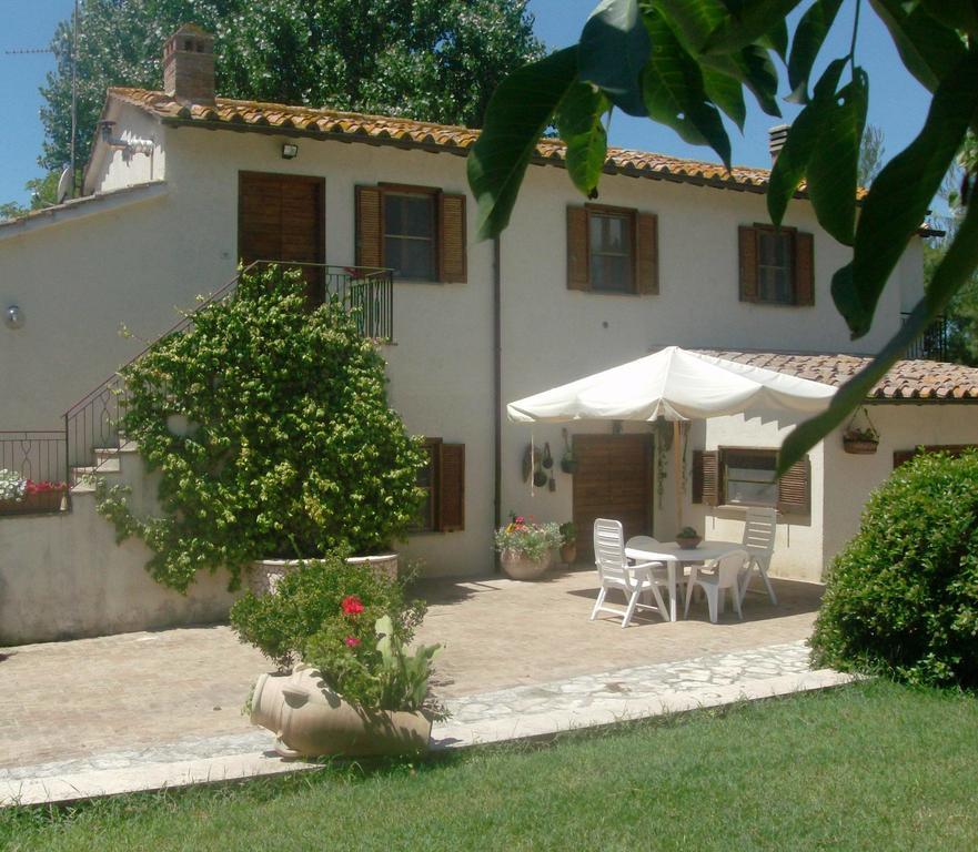 Bed And Breakfast Casale Isorella San Gemini Buitenkant foto