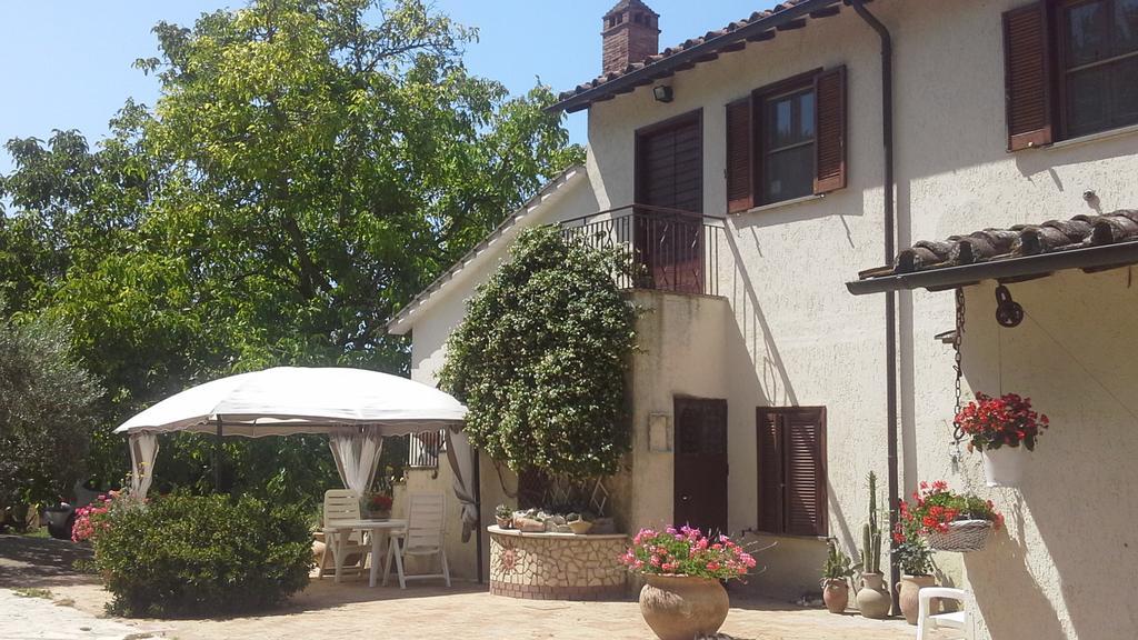 Bed And Breakfast Casale Isorella San Gemini Buitenkant foto